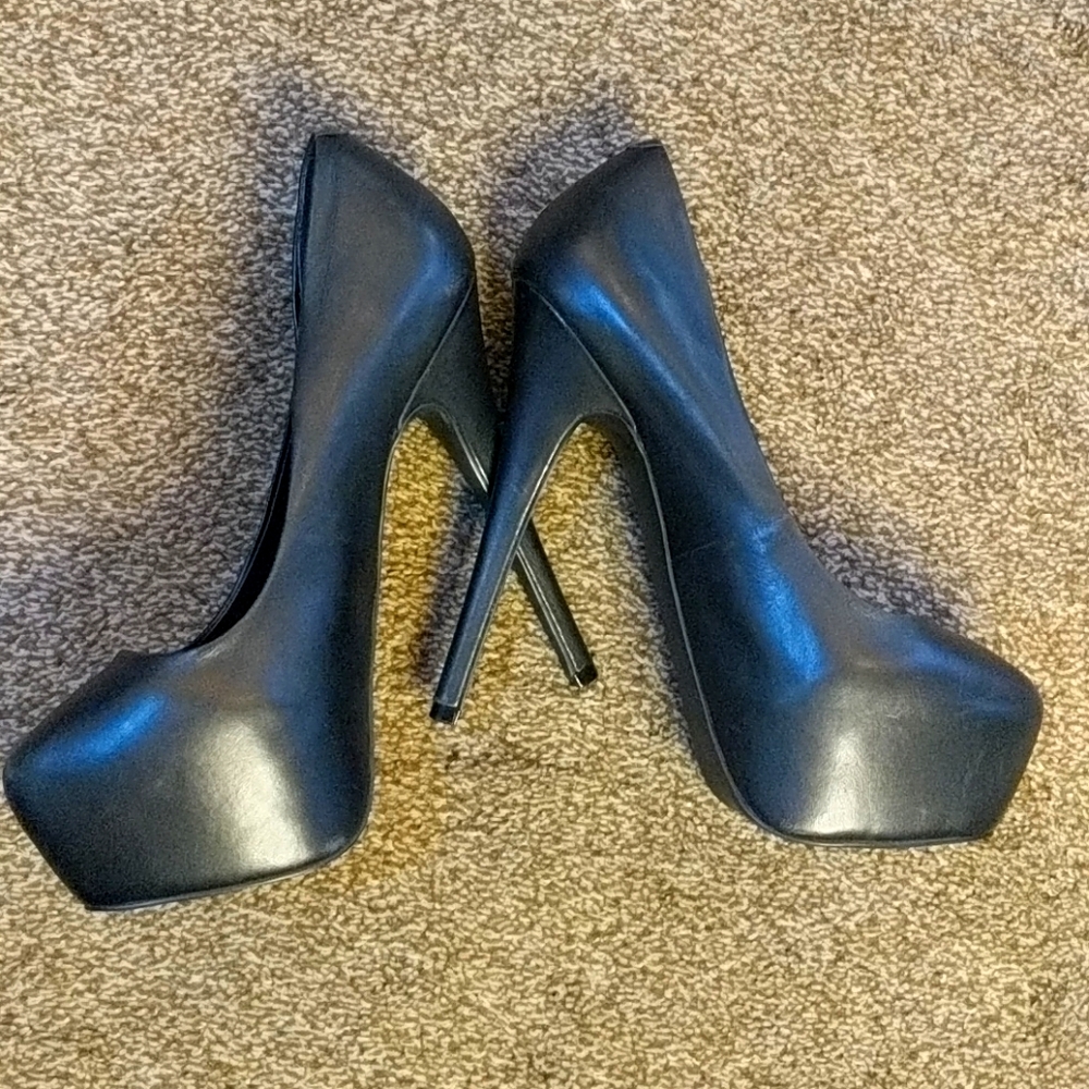 Steve Madden Platform Heels